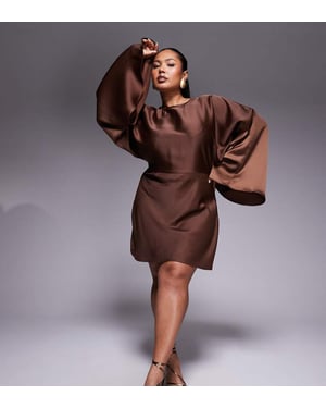 ASOS DESIGN Curve structured batwing playsuit with skort detail in chocolate