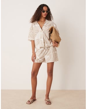 Vila högmidjade shorts set i överdimensionerat tonalt bladmönster