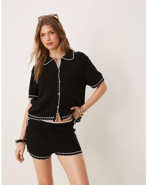 ASOS DESIGN strandstickad kort set med kontrasterande vågig söm i svart