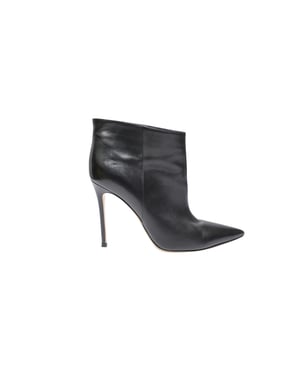 Gianvito Rossi Zipper Ankle Boots in Black Leather