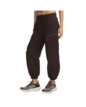 Under Armour Unstoppable Joggers för dam och dam (Mörkbrun)