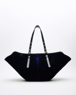 Nora Suede Black med Guld Väske