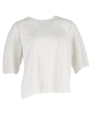 Chloé T-shirt med rund hals och spetsärm i vit bomull