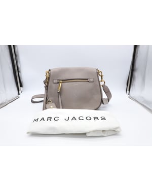 Marc Jacobs recruit nomad tas in mink met gouden details
