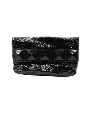 Marc Jacobs clutch met studs in zwart lakleer