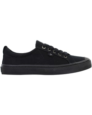 Cariuma OCA Low Unisex Black Plimsolls