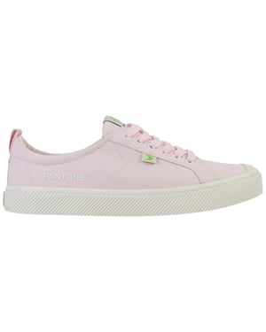 Cariuma OCA Low Pantone Unisex Lilac Plimsolls
