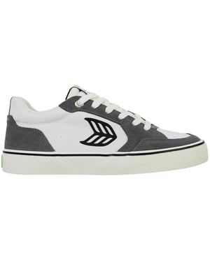 Cariuma Vallely Pro Unisex Off White/Grey Plimsolls
