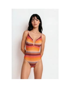 Maryan Mehlhorn Low plunge wimuit