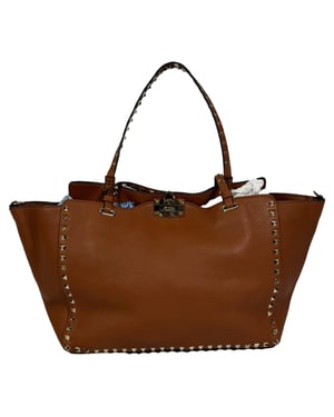 Valentino Light Cuir Rockstud Trapeze Tote in Bruin Leer
