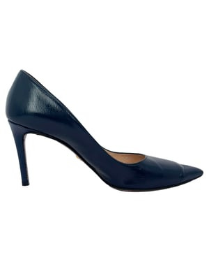 Prada Spetsiga Pumps i Marinblå Lackläder