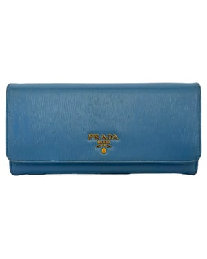 Prada Vitello Move Flap Continental Wallet in Blauw Leer