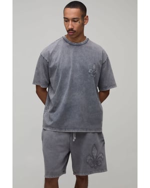 Oversized Gothic Fleur De Lis Applique Washed T-Shirt & Baggy Short Set