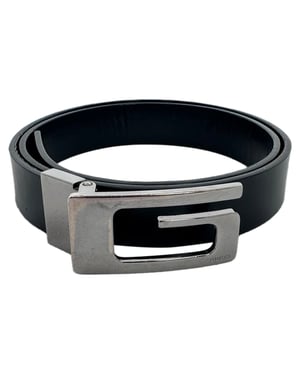 Gucci G Silver Tone Logo Buckle Belt in Black Leather