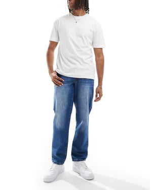 ASOS DESIGN raka jeans i medelblå tvätt