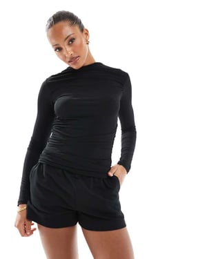 Cotton On klassisk fleece mini shorts i svart