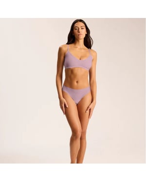 Classic butter thong in mauve with seamless four-way stretch