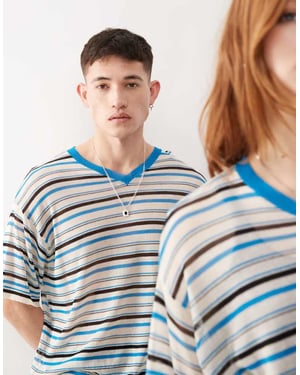 COLLUSION Unisex stickad polo med krage i randdetalj