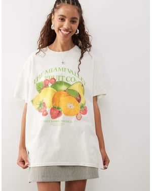 Återvunnen vintage bomullsover-size t-shirt med vintage frukttryck i ecru