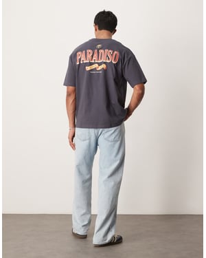 ASOS DESIGN överdimensionerad t-shirt med textgrafik i kolgrå