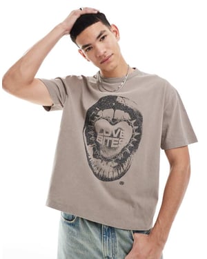 ASOS DESIGN tyngd boxy avslappnad t-shirt i tvättad grå med street-grafik