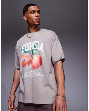 ASOS DESIGN oversized t-shirt med persikografik i brunt