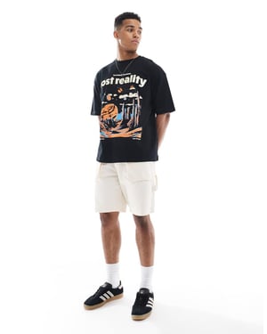 ASOS DESIGN oversized t-shirt med scenisk grafik i svart