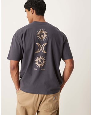 ASOS DESIGN oversized t-shirt med himmelsk grafik i kolgrå