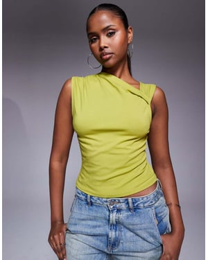 ASOS DESIGN figursydd topp med vriden halsdetalj i olivgrön
