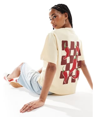 ASOS DESIGN oversized t-shirt med chili-print i buttermjölk