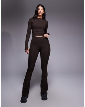 4505 Icon soft touch high waist slim kick yoga legging in chocolate