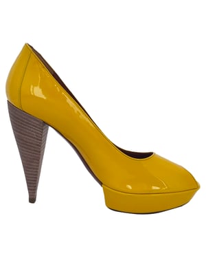 Lanvin Peep-Toe Platform Pumps in Gele Leren Lak