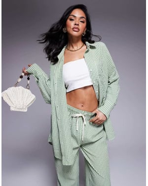 ASOS DESIGN Lisa seersucker oversized strandskjorta i grönrandig mönster
