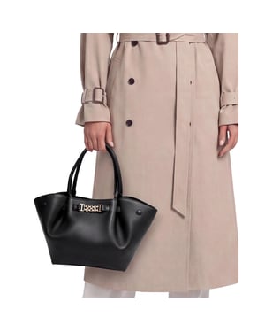 Nikkie Amara chunky shopper