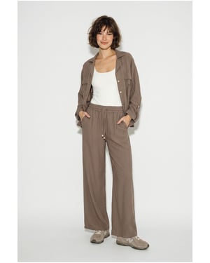 Twee-delige Crepe Blouse En Brede Broek