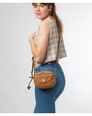 Una' Dark Tan Leather Cross Body Bag