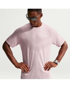 Men's Nike Stride Crew Neck Short Sleeve Jersey Competition T-Shirt in Silt Red/(Ref