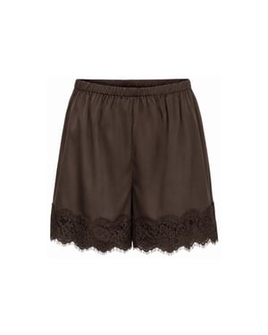 Jacqueline de Yong 15387886 alana
