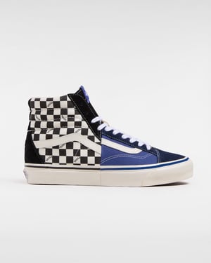 Clash The Wall Sneakers