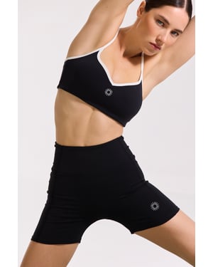 Shorts Karma