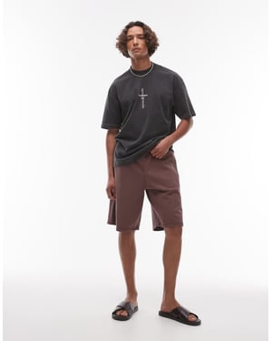 Topman long short with textured panel in washed brown