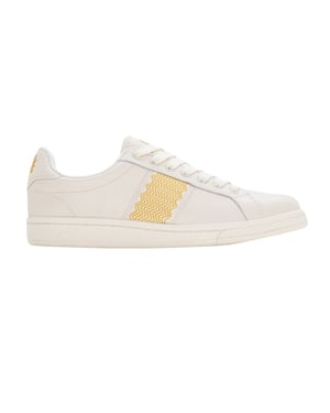 Fred Perry B721 Sneakers Met Leren Banddetails In Ecru