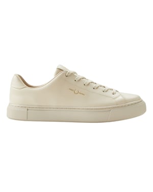 Fred Perry B71 Leren Sneakers In Havermoutkleur
