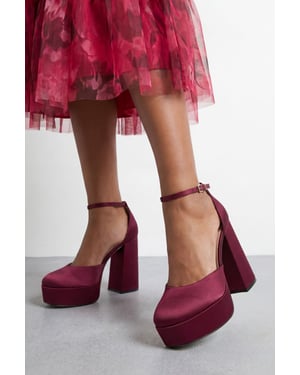 Faith: Cadence Satin Closed Toe Chunky Platform Heeled Shoes