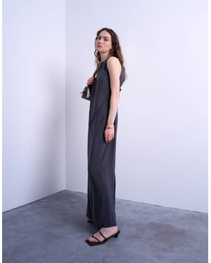 Topshop hög hals öppen rygg chuck on cupro midi klänning i kolafärg