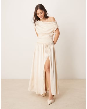 ASOS DESIGN snurrhalsringning med rynkad överdel och satinklänning midi i krämfärg