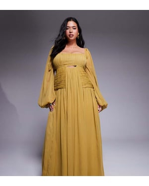 ASOS DESIGN Curve långärmad maxiklänning med skurna detaljer och rynkad kjol i olivgrön