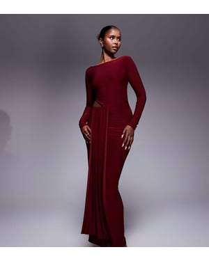 Kaiia exklusiv dubbellagd slinky midje drapering med utskurna detaljer maxiklänning i burgundy