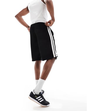 Jack & Jones handduksshorts med sidosträck i svart