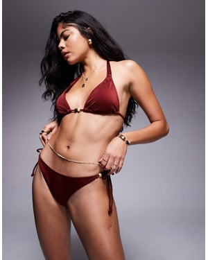 ASOS DESIGN Simone glansbikiniunderdel med flätade remmar och pärldetaljer i vinröd